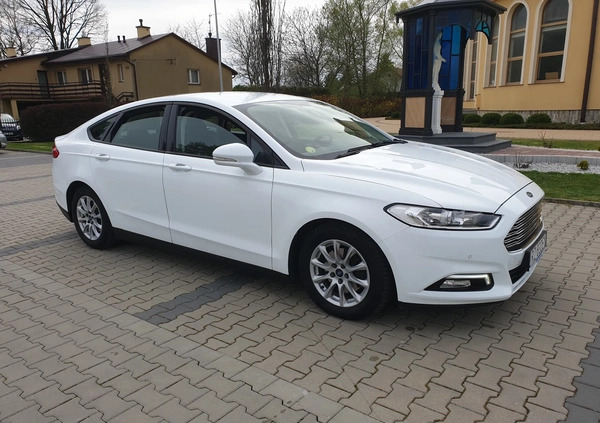 Ford Mondeo cena 49900 przebieg: 164265, rok produkcji 2017 z Rzeszów małe 781